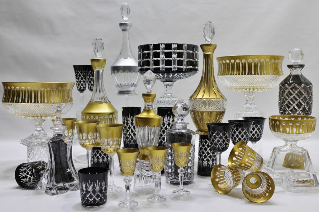 Gold & Black Sweet Line